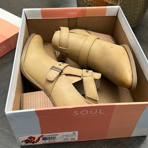 Womens Soul Naturalizer Matcha Boot Straw - Picture 2 of 11